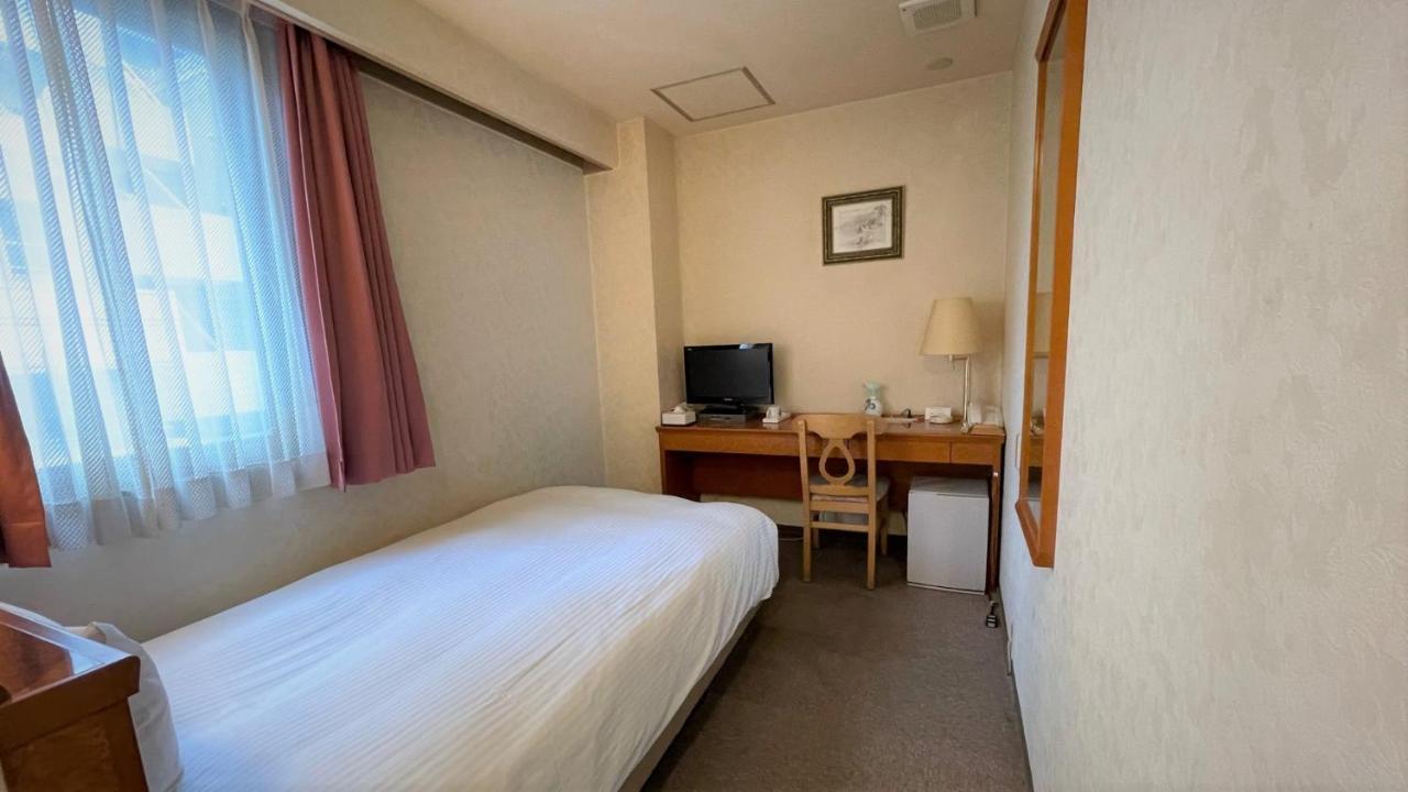 Ueno Terminal Hotel Tokyo Exterior photo